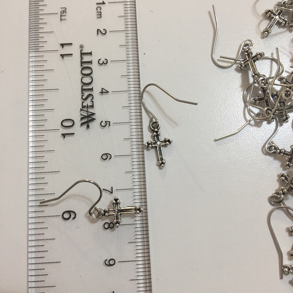 100 Pairs Wholesale Antique Silver￼ Cross Charm ￼￼Small Earrings. - Picture 5 of 12